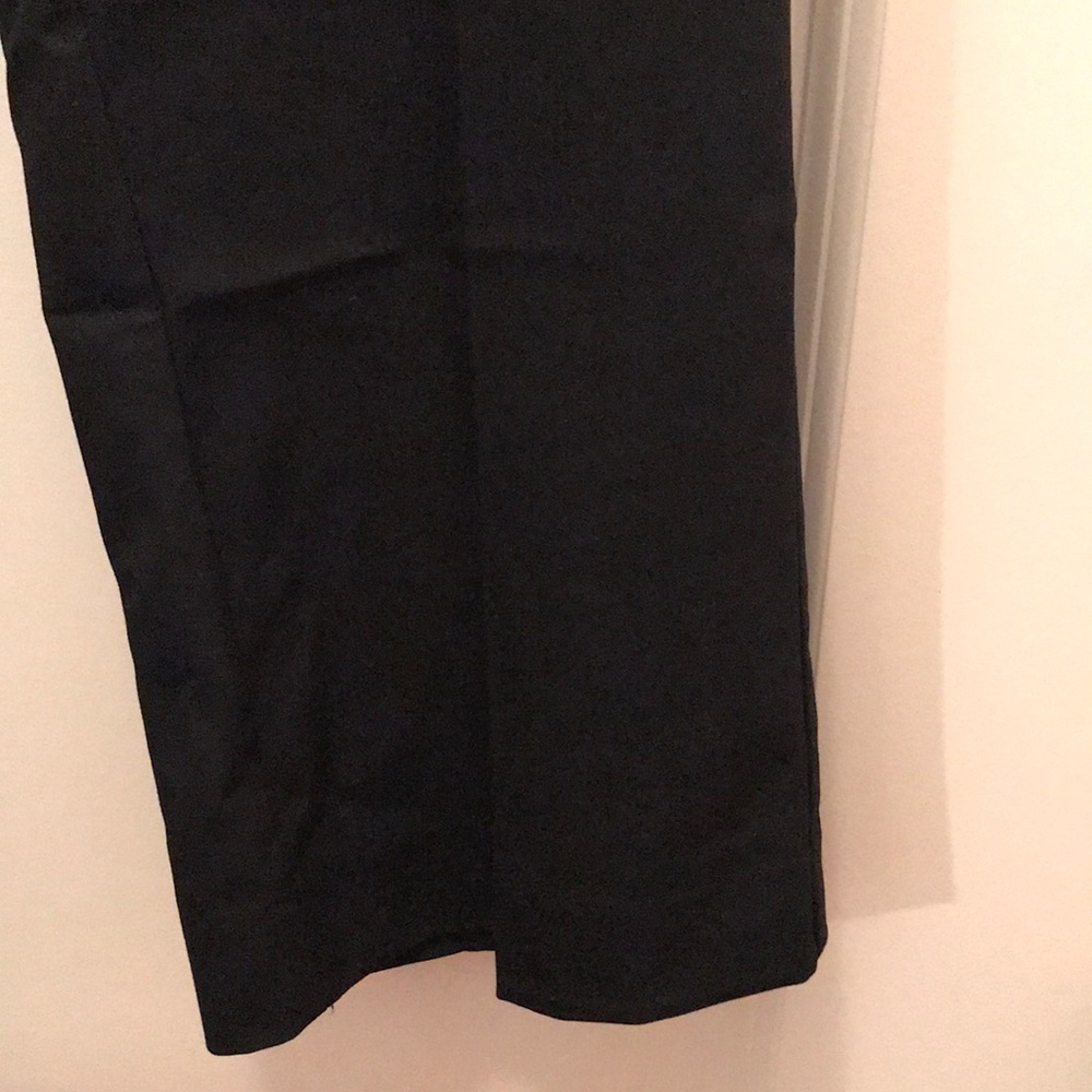 Capris - Picture 3 of 8